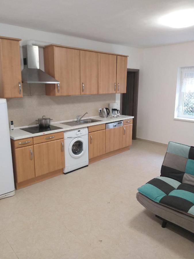 Apartment in Balatonlelle 40765 Esterno foto